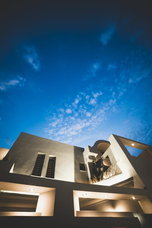 Marquise Suites - Adults Only Fira  Exterior photo