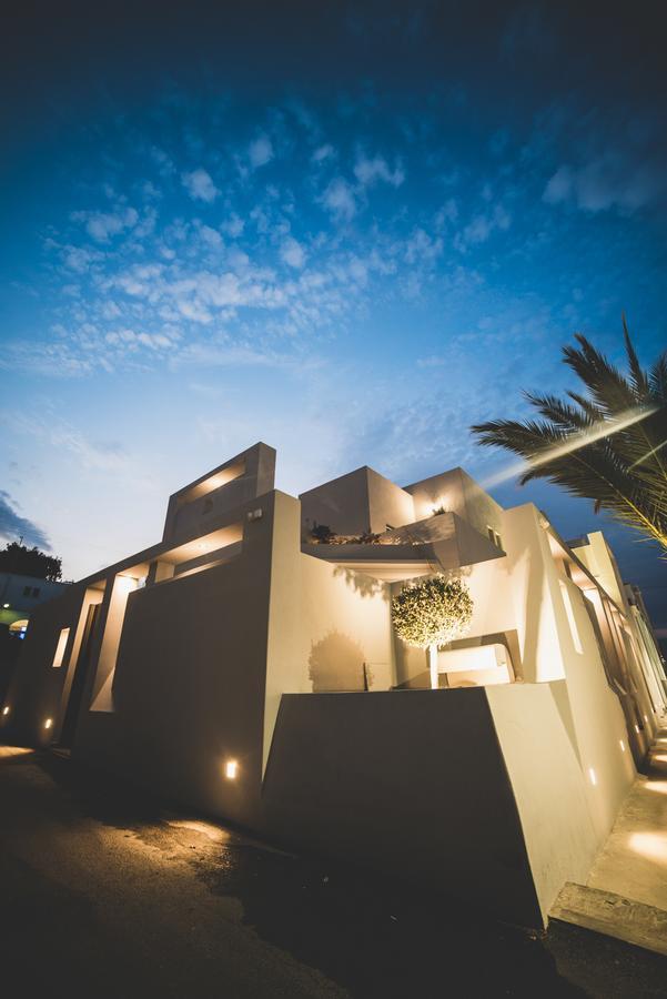 Marquise Suites - Adults Only Fira  Exterior photo