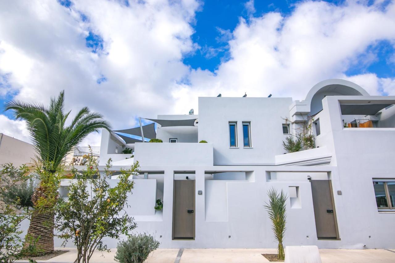 Marquise Suites - Adults Only Fira  Exterior photo